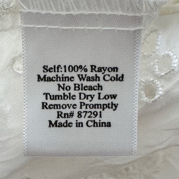 Johnny Was‎ white eyelet embroidered spaghetti strap blouse size XS - Picture 8 of 9